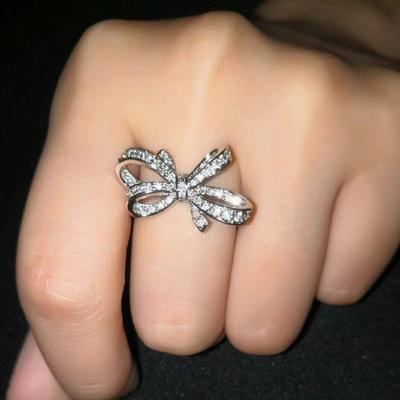 Carat Simulation Diamond Bow Ring  Luxury Engagement Jewelry for Celebrities