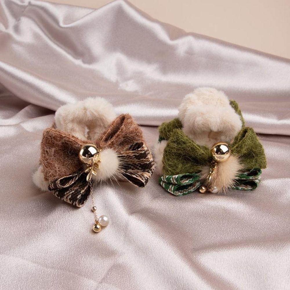 Ball Christmas Hair Claw Tassel Christmas Shark Clip Creative Winter Plush Claw Clip Daily