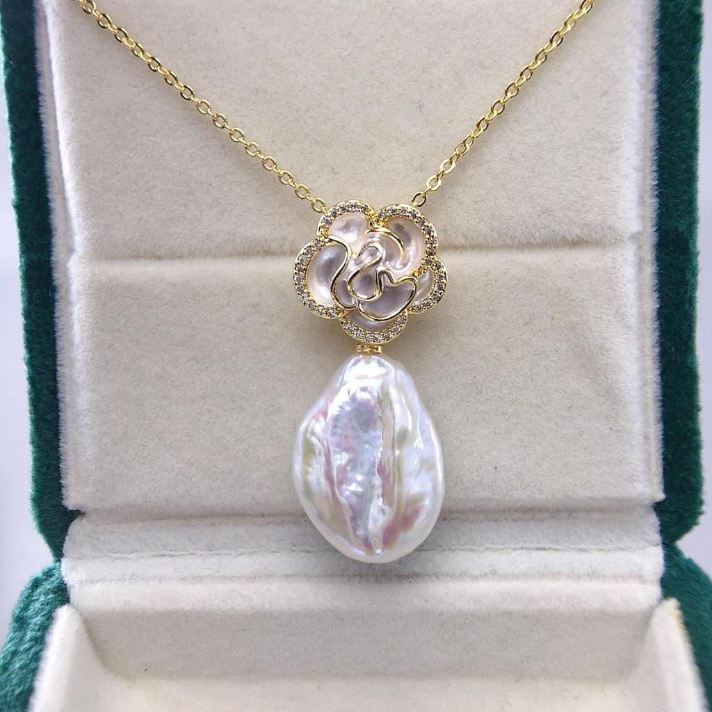 Zhuji Classic Camellia Baroque Pearl Pendant Necklace with Micro-Paved Zircon
