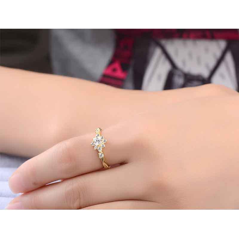Womens Sweet Fashion Goldplated Elegant Crystal Rhinestone Ring Wedding