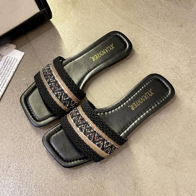 Large Size One-word Slippers Women's Outer Wear Summer New Seaside Beach Flat-bottom Embroidered Sandals Women's Shoes