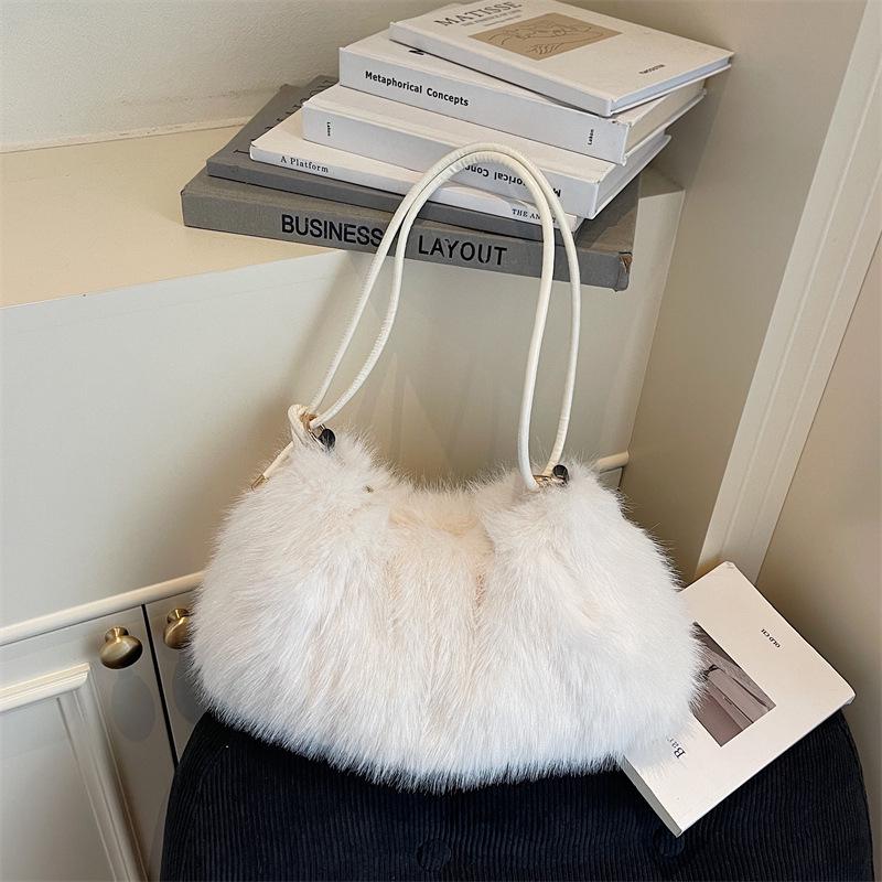 Women's Large Capacity Plush Shoulder Bag - Furry Handbag for Autumn/Winter