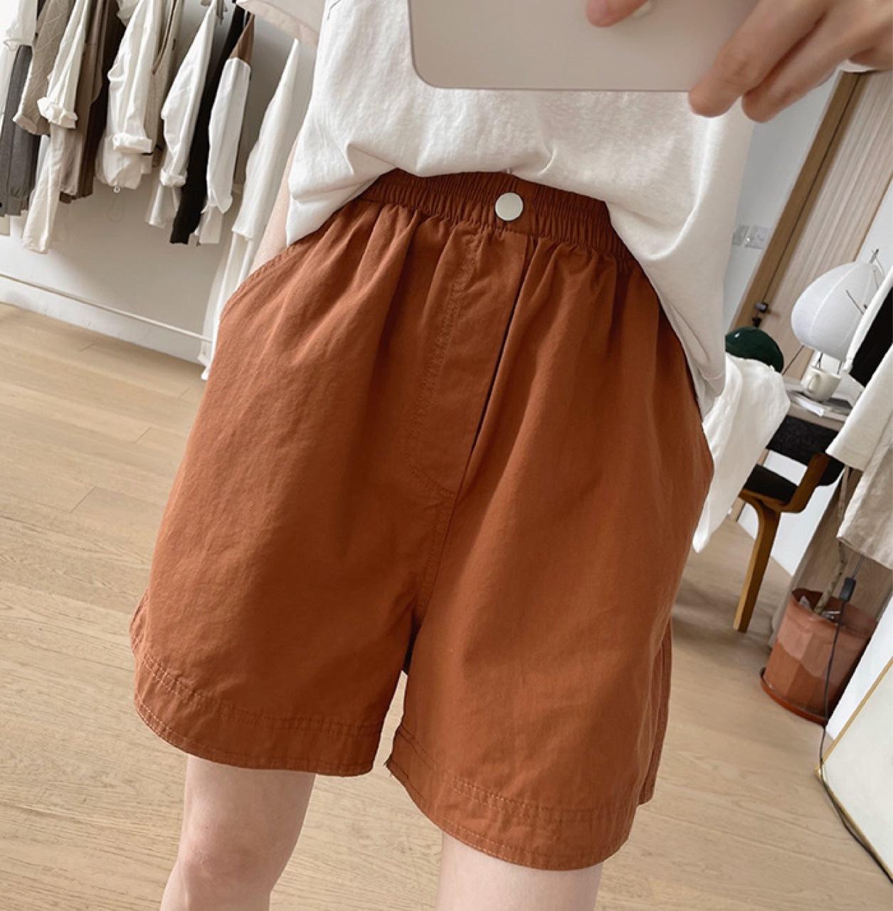 

Johnature повседневные женские шорты с эластичной резинкой на талии, летние простые универсальные женские шорты со свободными карманами One Size коричневый