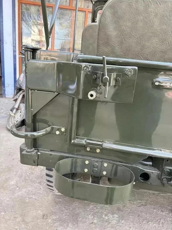 Spare Tire Swingout Bracket Fits 1945-1983 Military Willys & Jeeps With Fittings