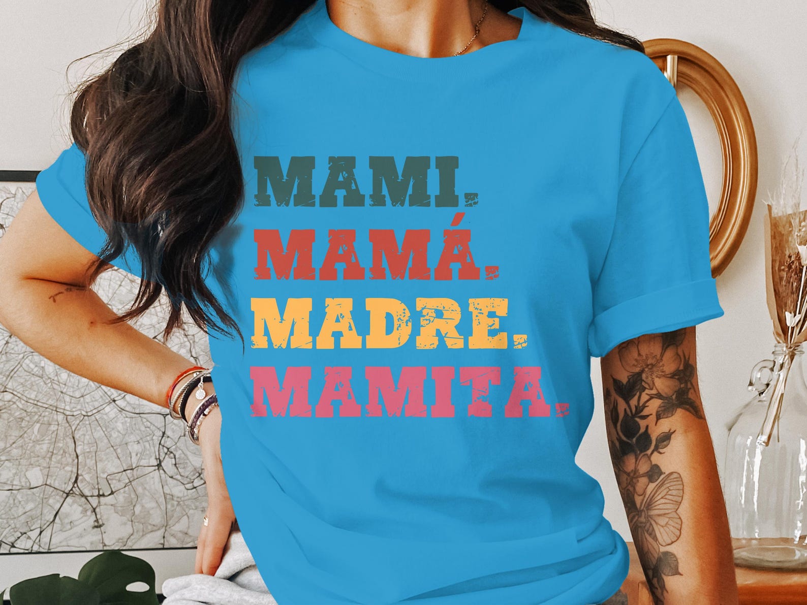 Spanish Mom Shirt, Gift for mom. Mami Mama Madre Mamita Tee S