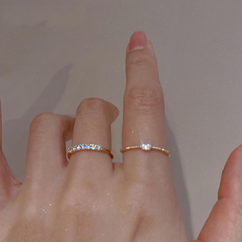 Korean Style Zircon Heart Ring: Exquisite Light Luxury Women's Design