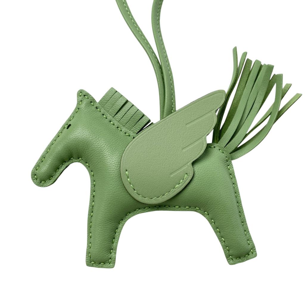 Gebrauchter HERMES-Charm Grün System Anyo Miro Damen