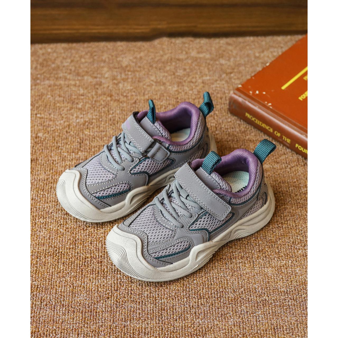 

2025 осень новые спортивные туфли с цветовой блокировкой для мальчиков и девочек, детская обувь для среднего и старшего возраста, легкая повседневная обувь, кроссовки, универсальные 30