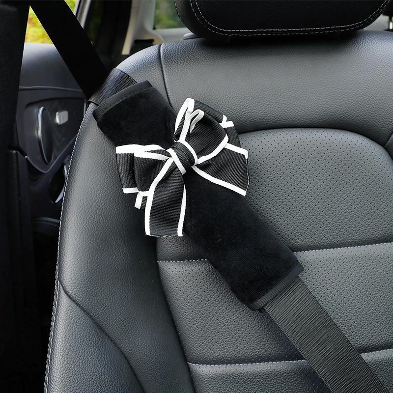 Cute Cartoon Car Seat Belt Shoulder Cover Soft Faux Fur Women Goddess Car Decoration