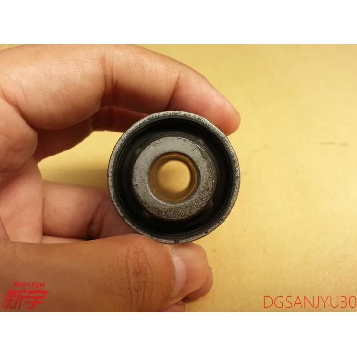 Outlander ASX Lancer CY0A ECLIPSECROSS BUSHING,RR SUSP LWR ARM MN100110 4110A125 4113A148 36*49.5*36*12