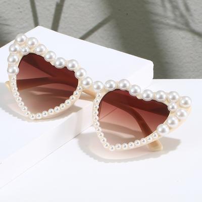 Trendiga överdimensionerade solglasögon med pärlor för kvinnor Unisex Stora hjärtformade glasögon Goggles Kvinnliga lyxiga UV400 Utomhussolglasögon