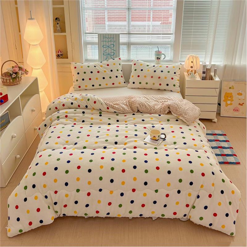 

WOODPECKER Milk Velvet All-Season Quilt