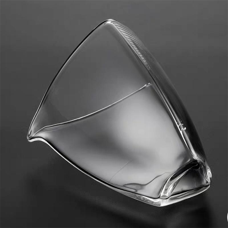 Japanese Style Triangle Shape Glass Fair Cup Tea Pitcher Heat Resistant Chahai Tea Ceremony Tea Mug  Kung Fu Tea Set Accessories