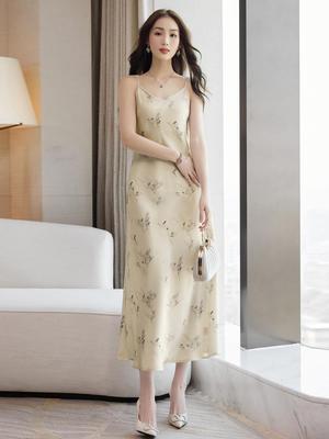 Satin Chinese Retro Floral Slim Fit Camisole Dress - Women's Summer 2026 Collection