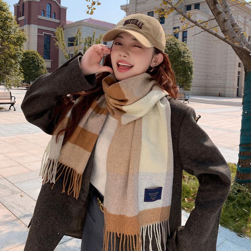 Blended scarf women's winter new Korean version versatile Japanese plaid warm plaid high-end scarf