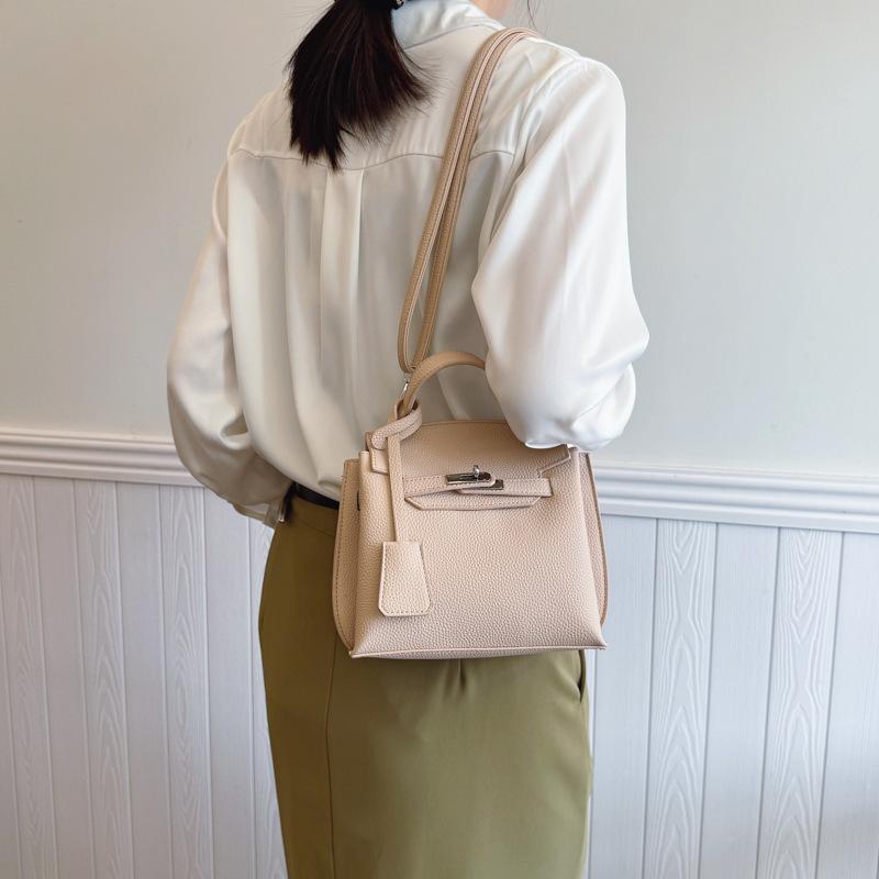 Handbag Women's New Fashion Versatile Shoulder Crossbody Bag