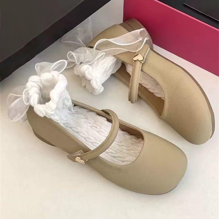 2025 spring and summer new round head shallow mouth single shoes female retro gentle fairy style casual Mary Jane soft sole Doudou shoes