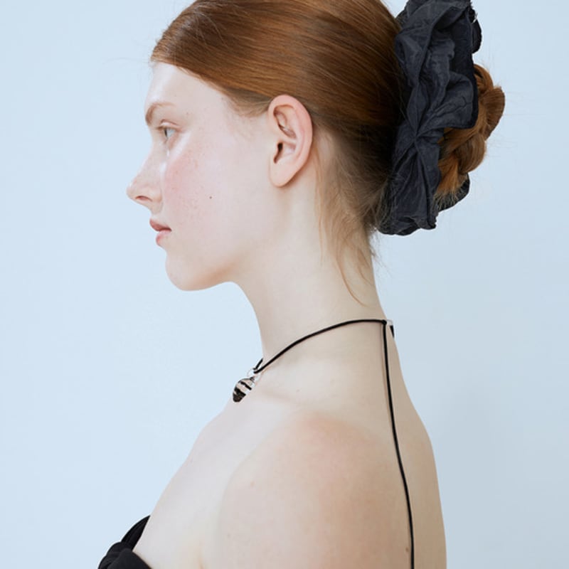 Mellotory Cloud Shirring Scrunchie (black)