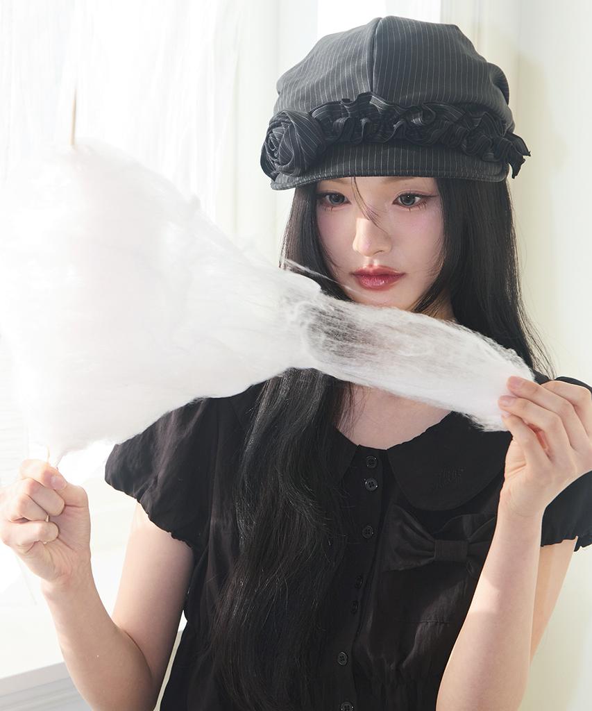 ILLIGO Fleur Ruffle Hunting Cap Black Stripe