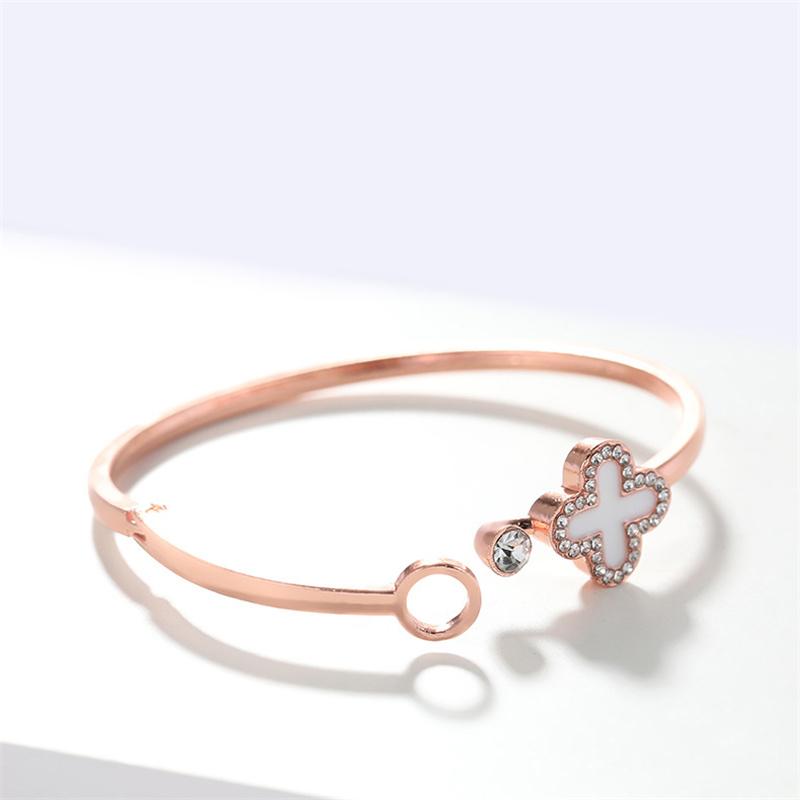 Браслет с бриллиантами в виде четырехлистного клевера — фото 6