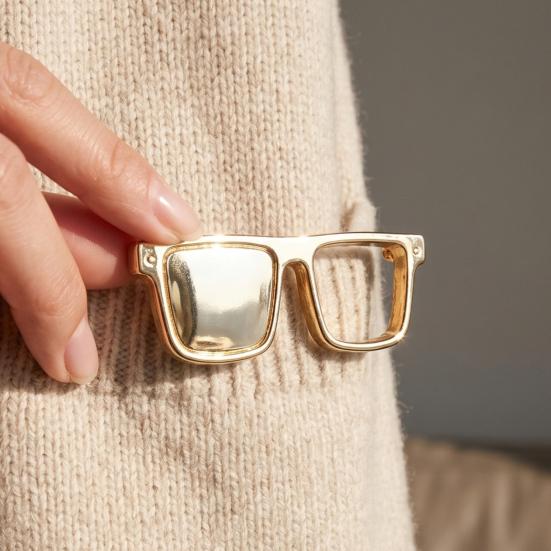 Square Frame Glasses Pin Eyeglasses Holder Brooch Pin, Zinc Alloy Metal Lapel Eyewear Hanger Clothes Decoration Accessories for Men Women Rectangle