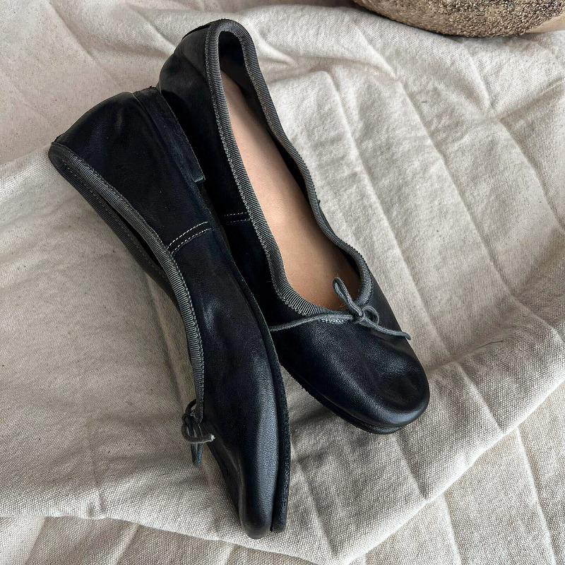 Sheepskin version with skirt, ballet shoes, round head bow, genuine leather shoes, retro shallow mouth flat-soled single shoes for women