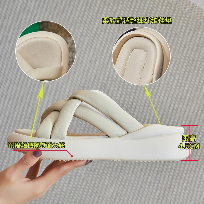 The First Layer of Sheepskin Slippers for Women To Wear 2025 Summer New Thick-soled Versatile Sandals for Women's Casual Height-increasing Fashion 