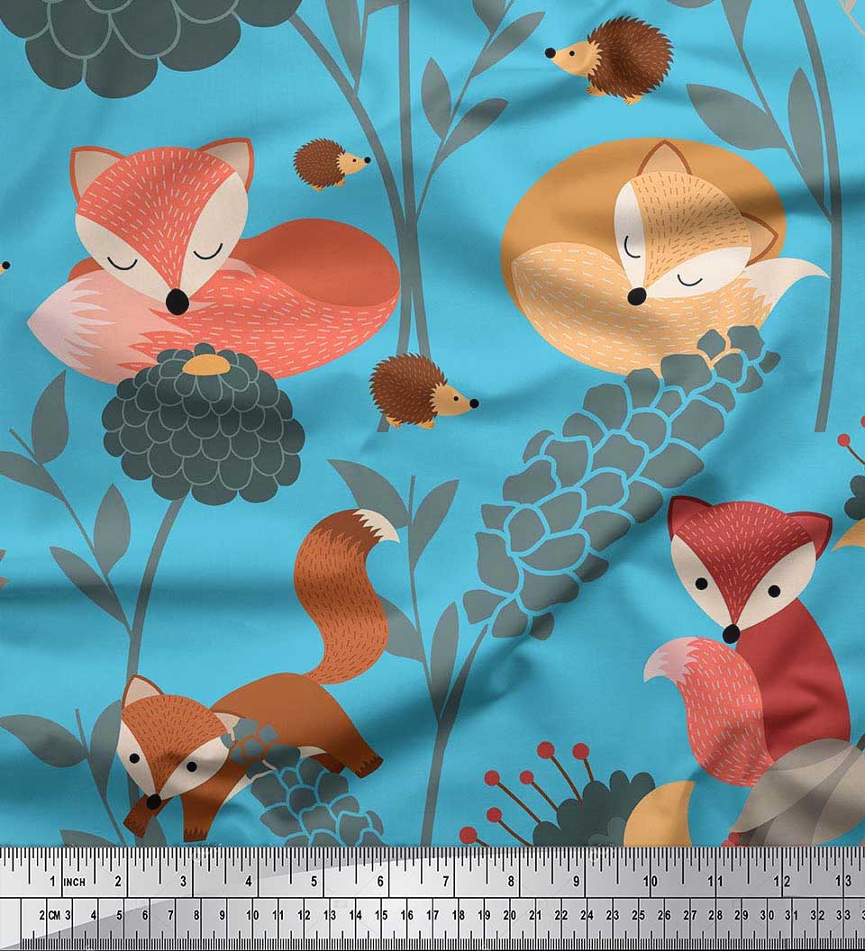 

Японська креп-атласна тканина Soimoi з принтом із квітами, дикобразом і лисицею, 1 метр 42 дюйми 42 Inch Wide - Poly Crepe синій