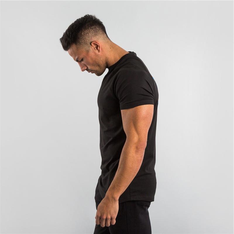 Fashion Plain Tops Tees Fitness Mens T Shirt Short Sleeve Muscle Joggers Bodybuilding T Shirt Male Gym Clothes Slim Fit Shirt