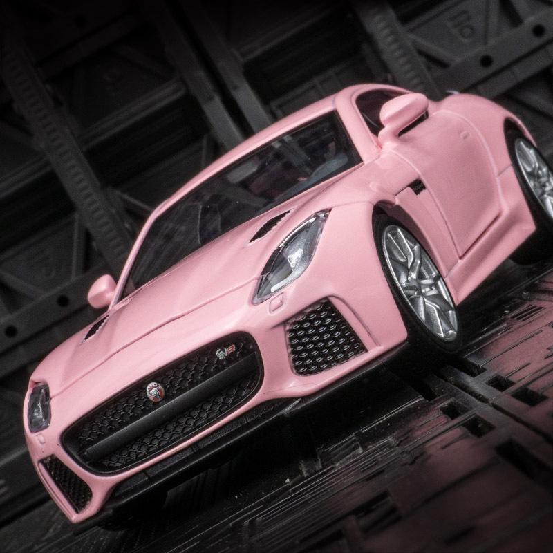 

Ma Ke Da Jaguar F-Type Инерционная Модель Машинки из Сплава со Звуком и Светом