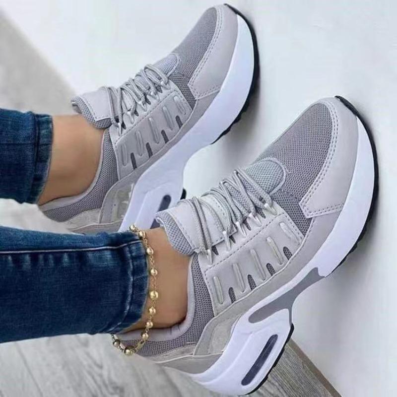 New large size casual sports shoes women's flying woven sloping heel round head lace-up mesh breathable women's shoes