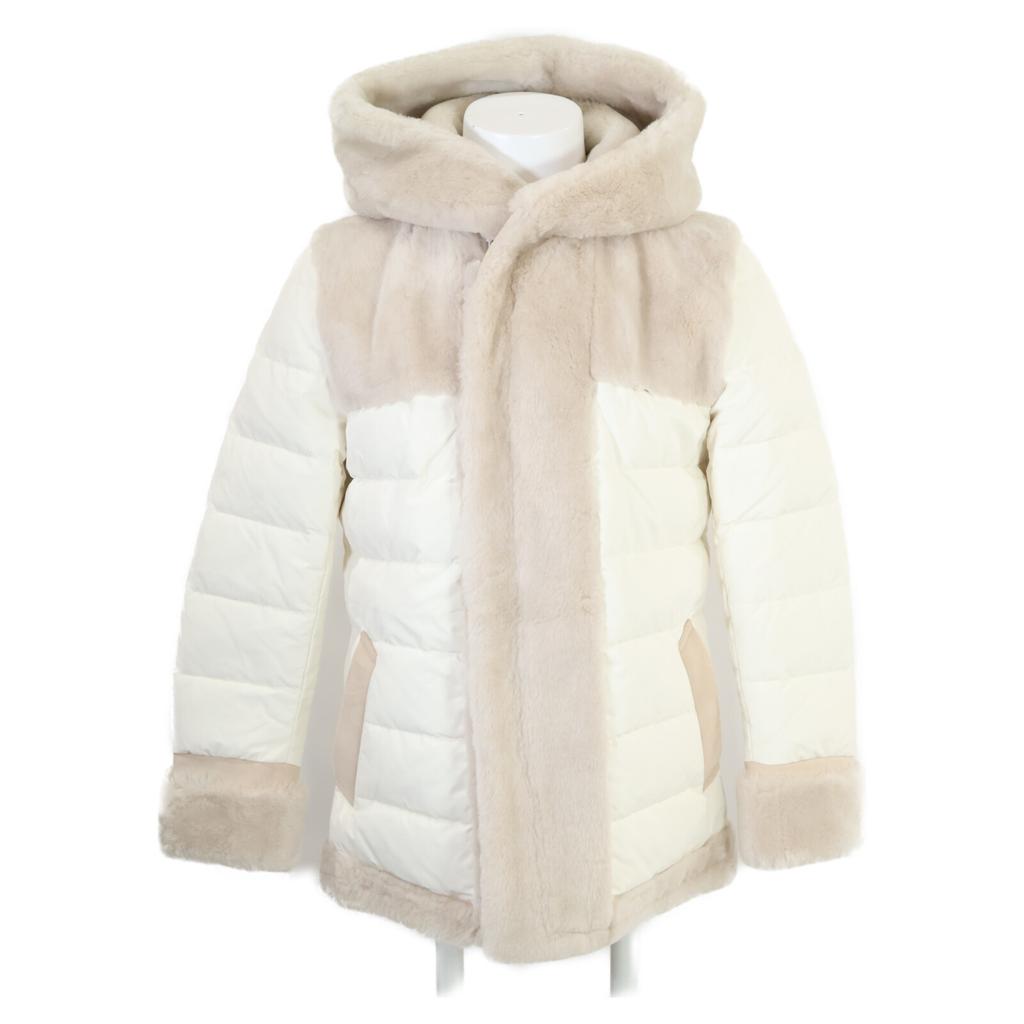 1piu1uguale3 xEMMETI MRB536 MOUNTON SHORT WRAPHOODED COAT Mouton switch down coat IV whiteUsed