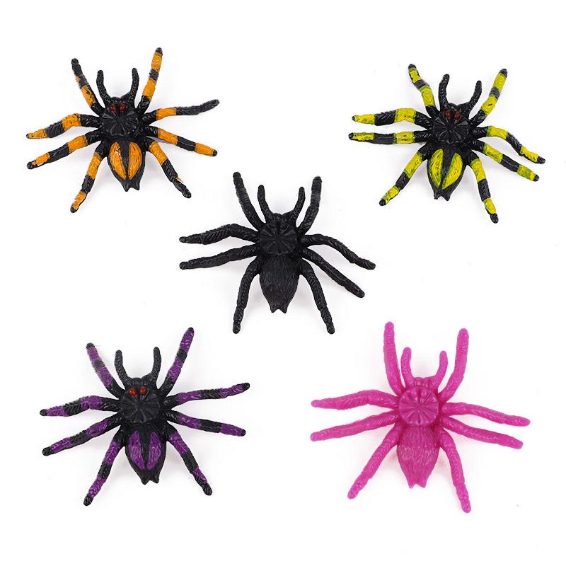 5Pcs Realistic Plastic Spiders Halloween Party Decoration for Home Indoor Outdoor Spider Web Haunted House Spooky Horror Props