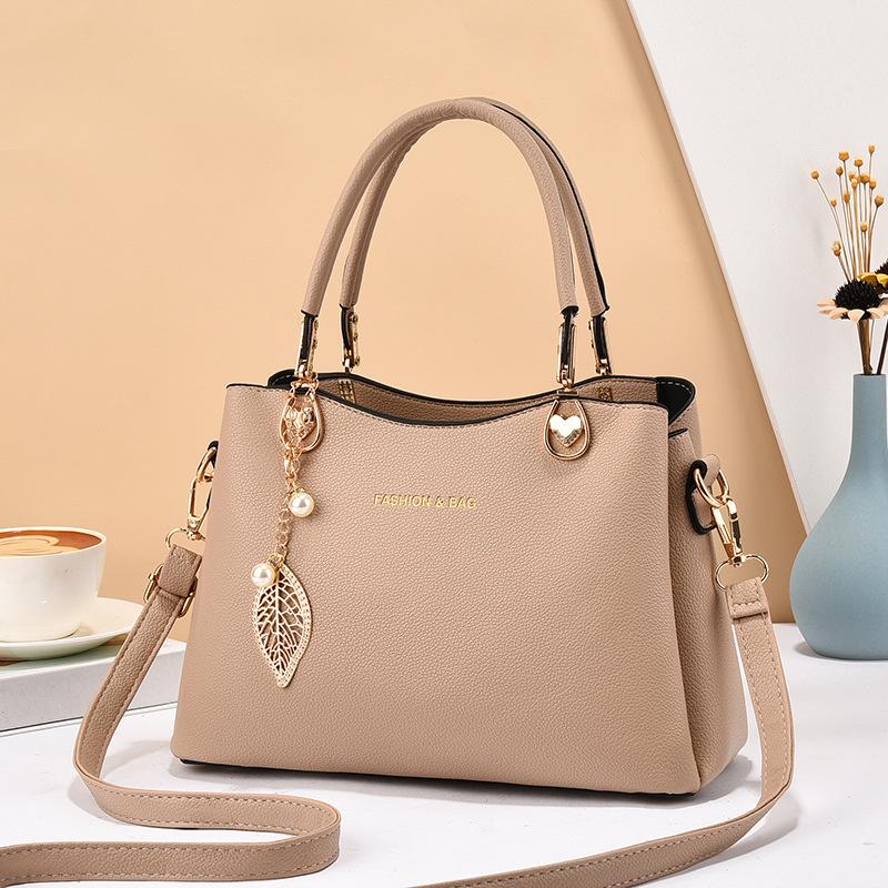 New Retro Tote Handbag Large Capacity Fashionable Simple Generous One-Shoulder Crossbody Women's Bag