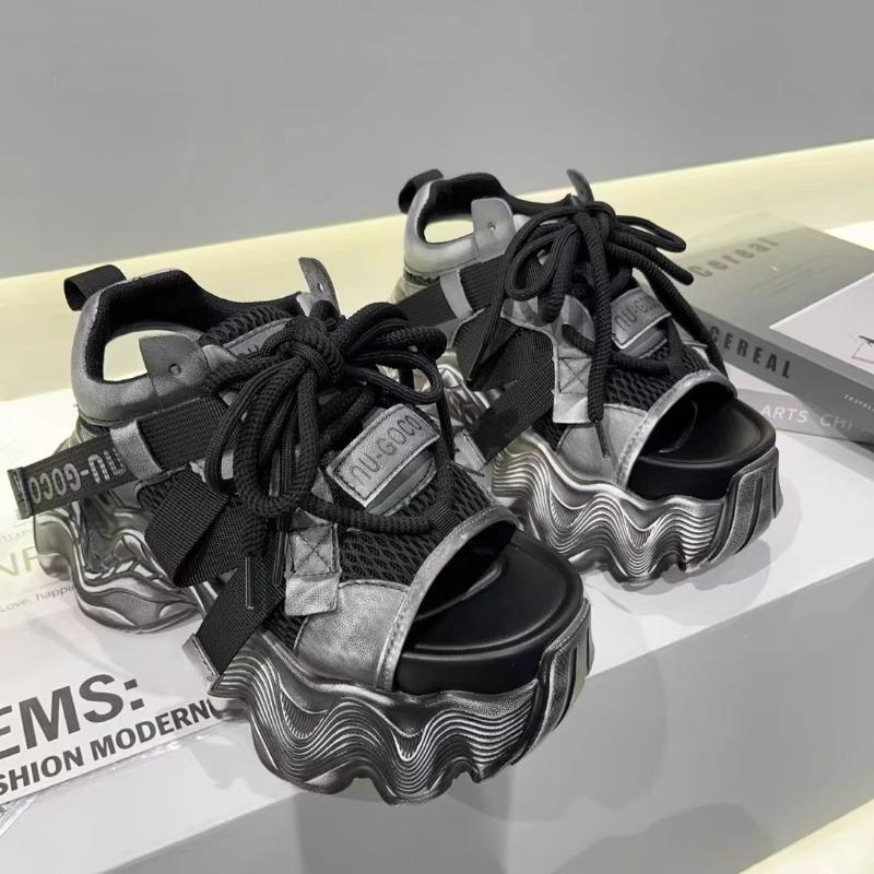 Summer New Niche Fashion Polished Platform Casual Sandals