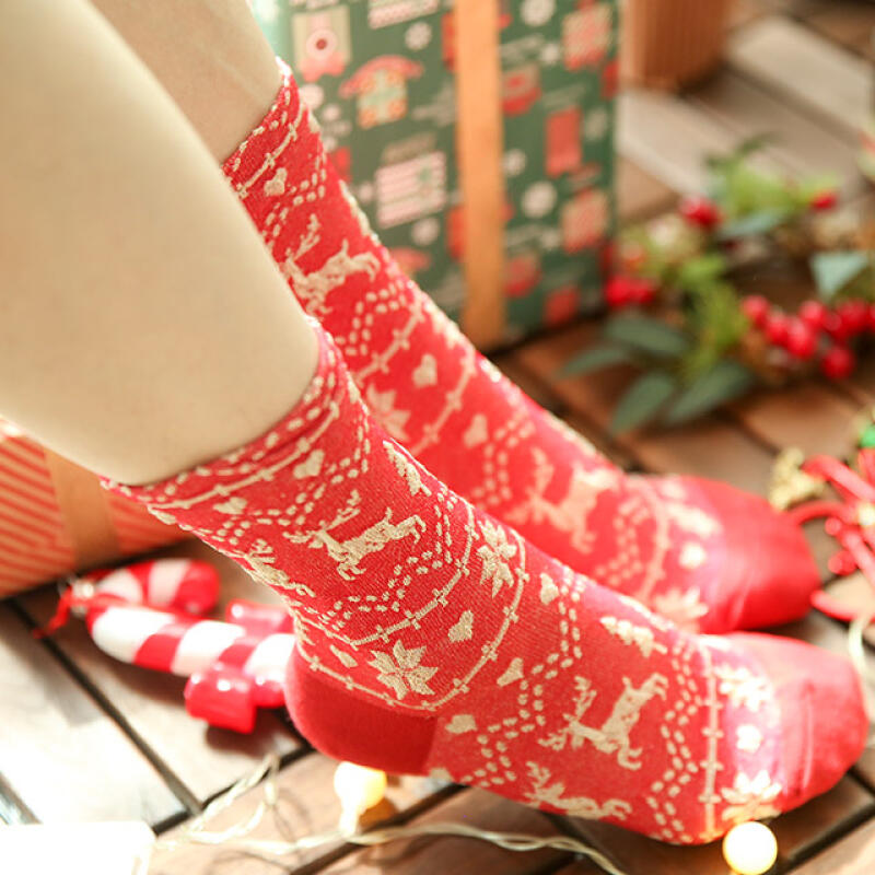 Nordic Snowflake Christmas Socks brown