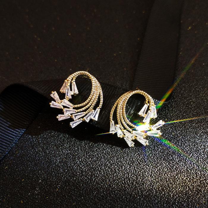 

Trendy Girl Stud Earrings Imitation Zircon Super Fairy Temperament Elegant Luxury Earrings