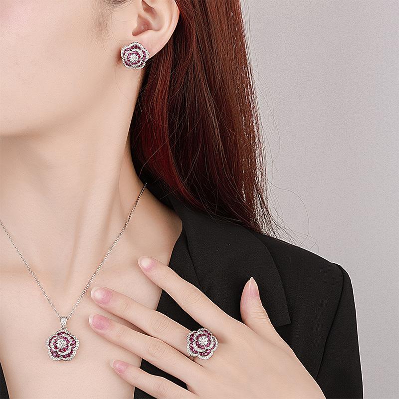 Autumn And Winter Jewelry Copper Bottom Gold-Plated Simulation Red Corundum Rose Temperament Light Luxury Suit Women