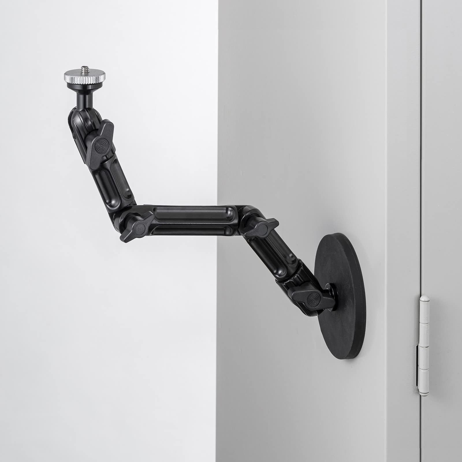 

Sanwa Supply Magnetic Camera Mount Black (Long Arm) VEH-CMMG2