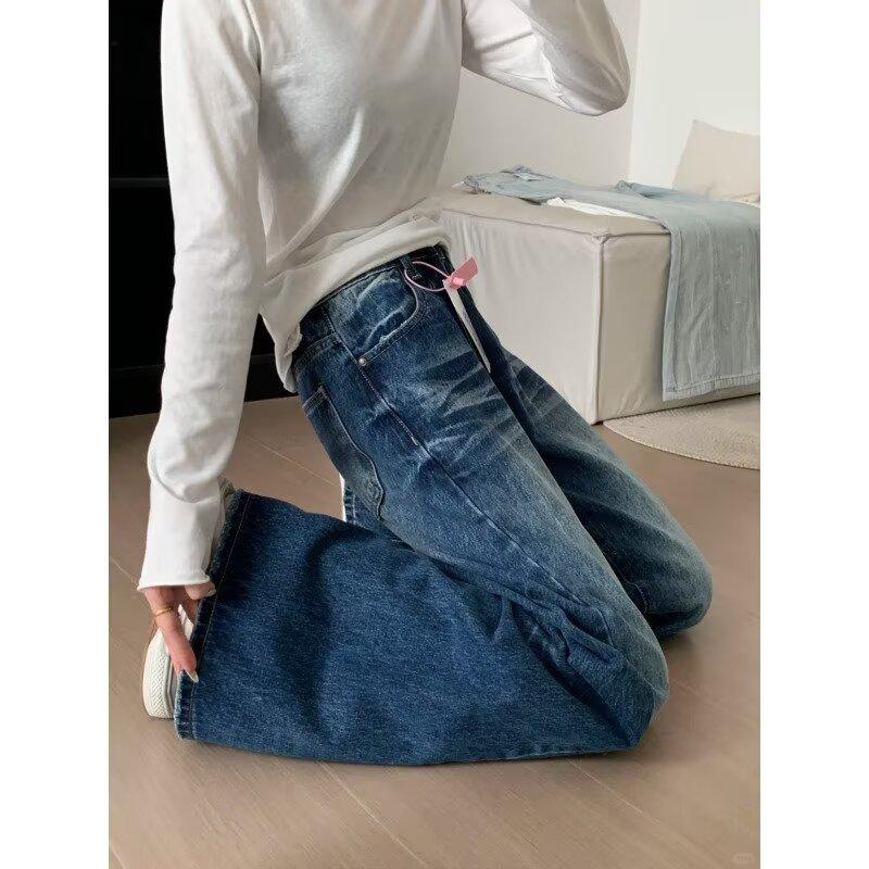 2025 Trending Hong Kong Micro-Flare Jeans: Washed, Distressed, High-Waisted, Loose, Retro Wide-Leg Style
