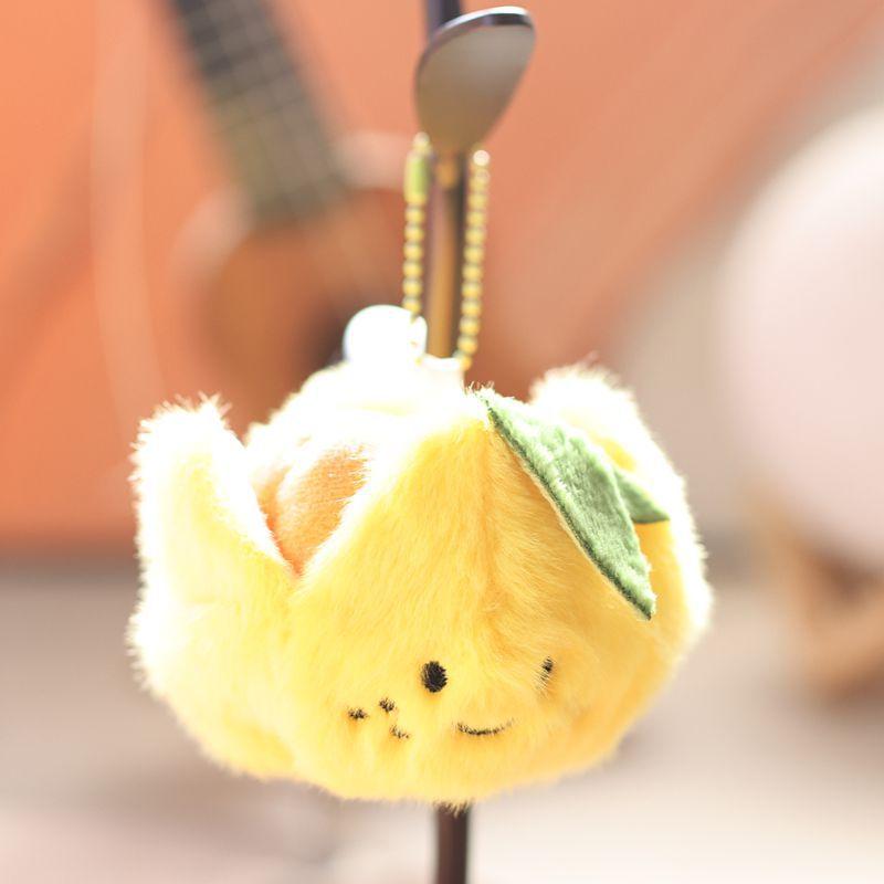 Humorous Adorable Peelable Orange Plush Keychain Cartoon Simulated Orange Backpack Decorative Pendant Car Key Chain Friend Gifts