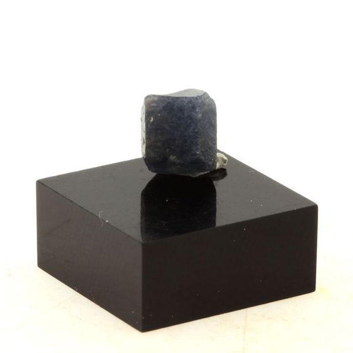 Pierres et Minéraux. Saphir. 5.1 ct. Zazafotsy, Ihorombe, Madagascar.