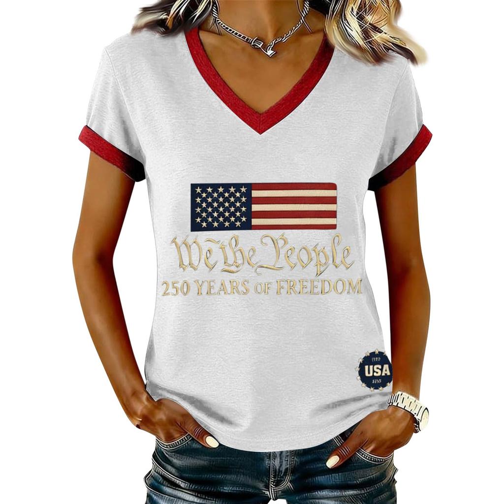 T-shirt a maniche corte con scollo a V con Stampa We the 250 Years of Print Flag Grafica Vestibilità Casual Top da Donna