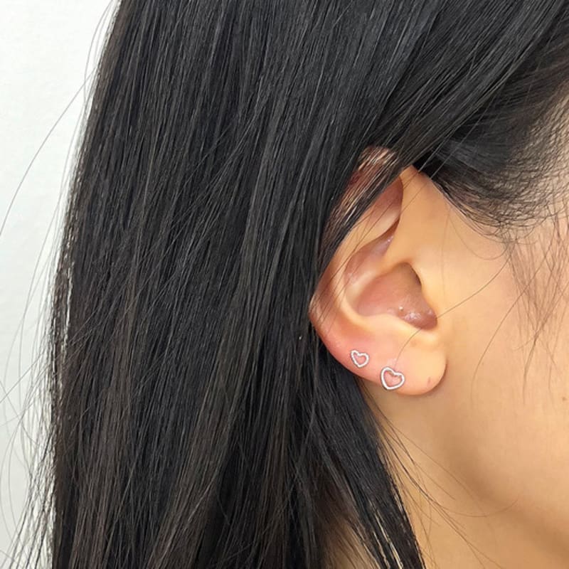 

A BIT MOR GIVE YOUR HEART 2