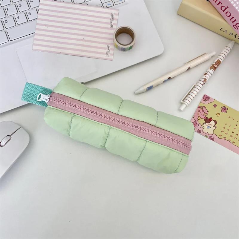 1Pcs Insta Style Fluffy Coin Wallet Student Pencil Case Handbag Suitable for Class Large Capacity Pen Holder Storage Student Supplies