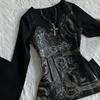 VAYLA Vintage Gothic trička Y2k Černé punkové grafické tričko Grunge Retro Sexy výstřih do V Bavlněná trička Aefashion oblečení Harajuku Top