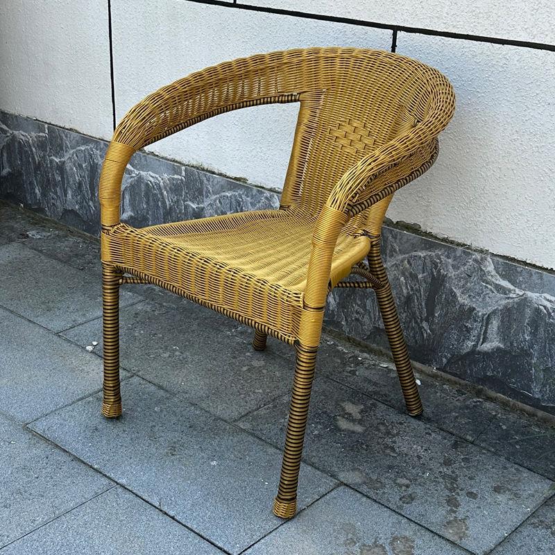 Antique-Style All-Season Wicker Armchair for Seniors