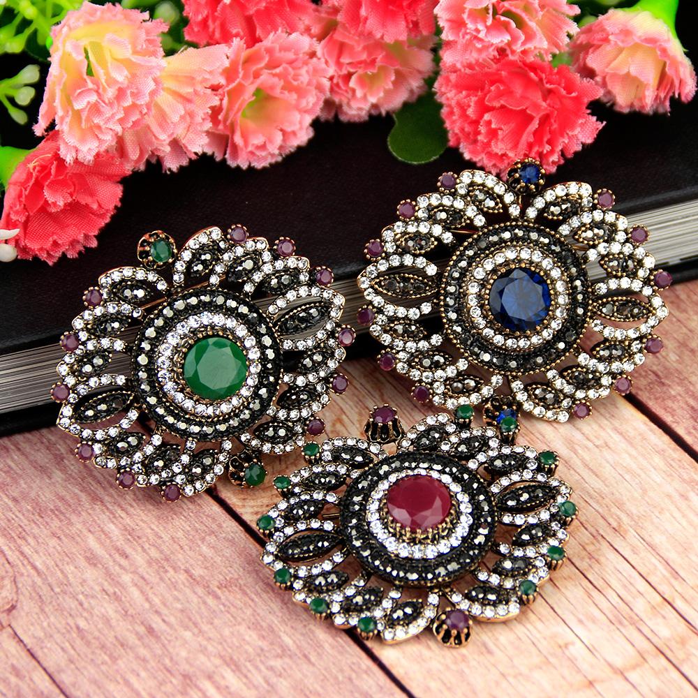 Vintage Kristall Brosche Damen Antik Gold Farbe Harz Hochzeit Schmuck Böhmischer Schmuck Geschenk