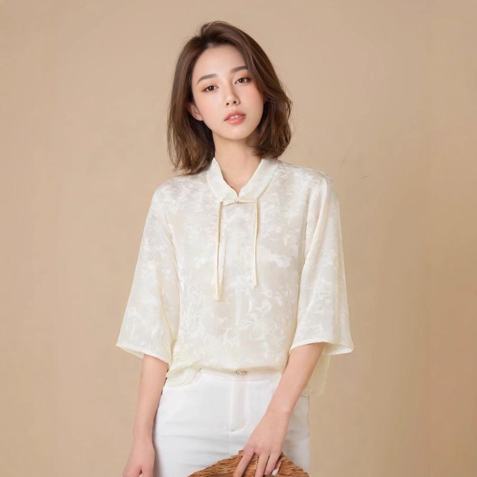 

Elegant Lotus Leaf Sleeve Chiffon Top with Handmade Frog Buttons – Retro Chinese Style L