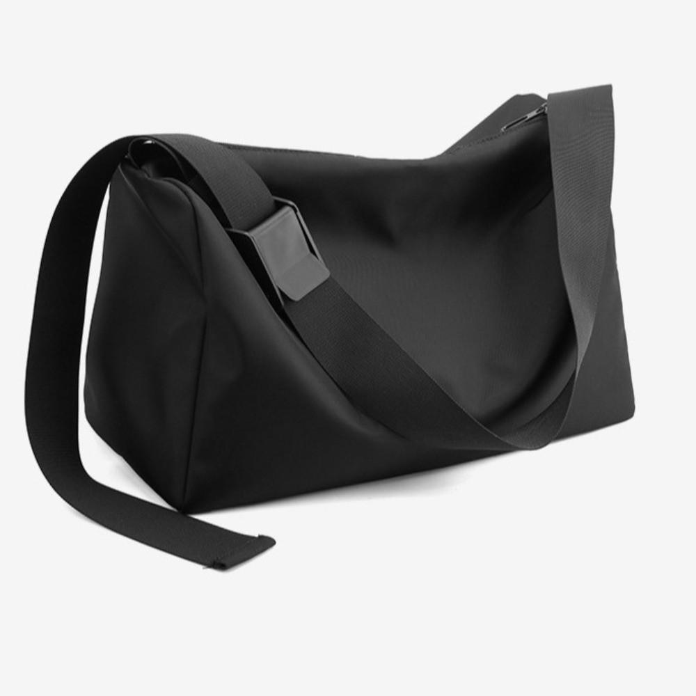 Adjustable Strap Gym Waterproof Bag Water-Resistant Crossbody Sports Bag Fitness Training Bag  Men